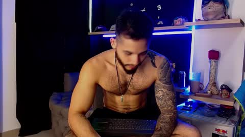 Snapshot of morgann_jones chatting on 25, 2, 2025 morgan online show from 25, 2, 2025