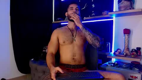 Snapshot of morgann_jones chatting on 1, 3, 2025 morgan online show from 1, 3, 2025