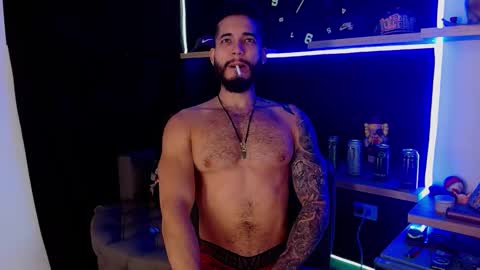 Snapshot of morgann_jones chatting on 4, 3, 2025 morgan online show from 4, 3, 2025