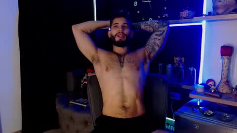 Snapshot of morgann_jones chatting on 5, 3, 2025 morgan online show from 5, 3, 2025