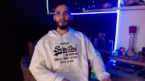 Snapshot of morgann_jones chatting on 6, 3, 2025 morgan online show from 6, 3, 2025