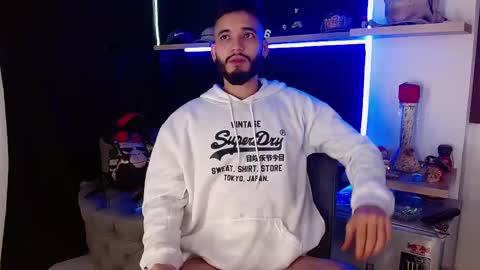 Snapshot of morgann_jones chatting on 6, 3, 2025 morgan online show from 6, 3, 2025