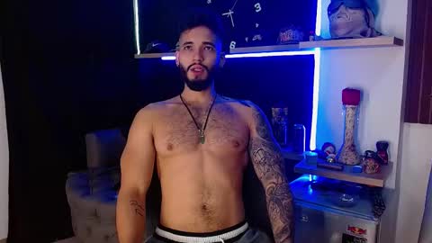 Snapshot of morgann_jones chatting on 7, 3, 2025 morgan online show from 7, 3, 2025