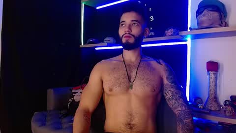 Snapshot of morgann_jones chatting on 7, 3, 2025 morgan online show from 7, 3, 2025