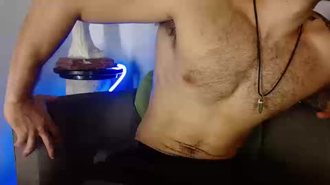 Snapshot of morgann_jones chatting on 8, 9, 2025 morgan online show from 8, 9, 2025