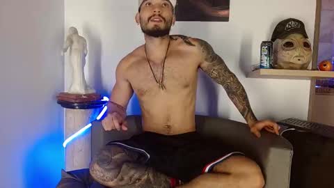 Snapshot of morgann_jones chatting on 6, 10, 2025 morgan online show from 6, 10, 2025