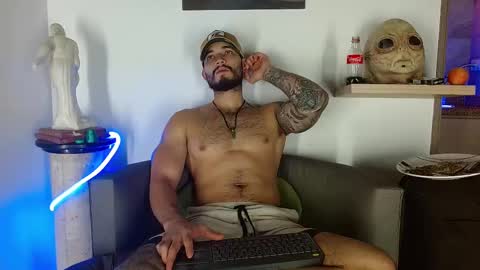 Snapshot of morgann_jones chatting on 12, 10, 2025 morgan online show from 12, 10, 2025