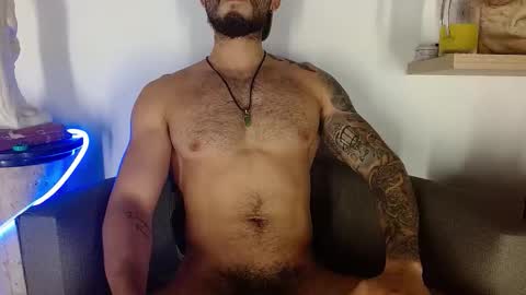 Snapshot of morgann_jones chatting on 12, 10, 2025 morgan online show from 12, 10, 2025