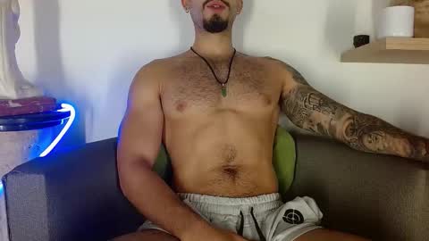 Snapshot of morgann_jones chatting on 17, 10, 2025 morgan online show from 17, 10, 2025