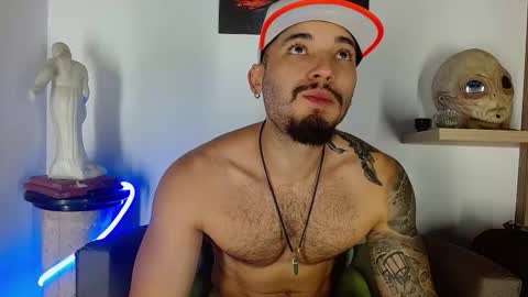 Snapshot of morgann_jones chatting on 21, 10, 2025 morgan online show from 21, 10, 2025