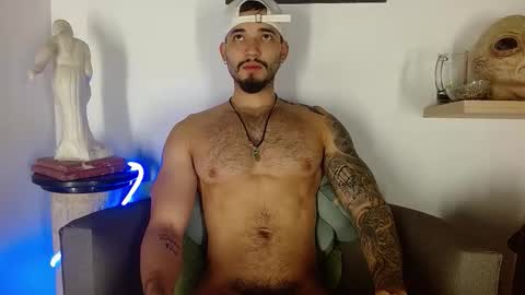 Snapshot of morgann_jones chatting on 24, 10, 2025 morgan online show from 24, 10, 2025