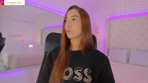 Morggan Castle online show from 26, 9, 2025