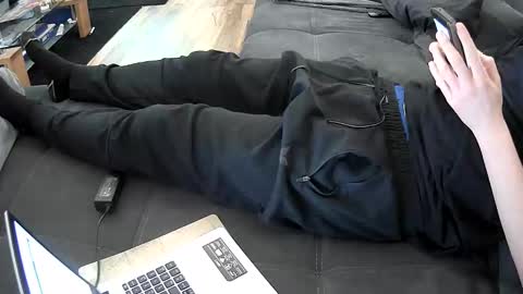 Moritz online show from 6, 1, 2025