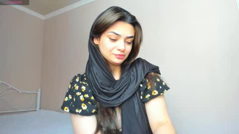 Snapshot of moroccan_diamond_ chatting on 9, 2, 2025 Medina online show from 9, 2, 2025
