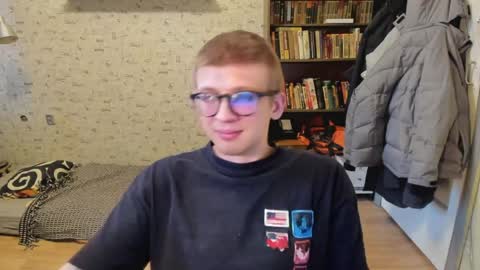 Snapshot of mortywithlove chatting on 12, 4, 2026 Morty online show from 12, 4, 2026