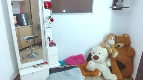 mosterhighxxx online show from 16, 4, 2026