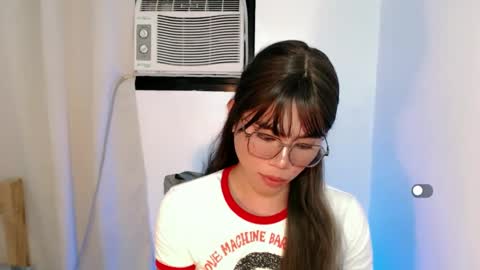 Snapshot of mother_of_all chatting on 6, 1, 2025 trexia online show from 6, 1, 2025