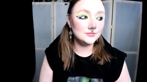 Snapshot of motorkate chatting on 20, 11, 2025 motorkate online show from 20, 11, 2025