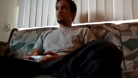 Snapshot of mouli23r chatting on 4, 12, 2024 mouli23r online show from 4, 12, 2024