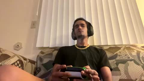 Snapshot of mouli23r chatting on 20, 9, 2025 mouli23r online show from 20, 9, 2025