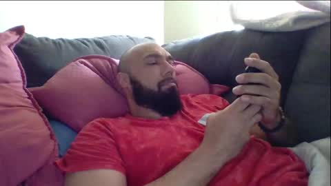 Mr8 online show from 25, 3, 2026