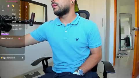 Snapshot of mr_chr1s chatting on 17, 1, 2026 chris online show from 17, 1, 2026