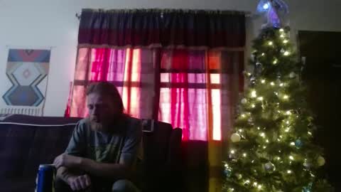 Snapshot of mr_happy12 chatting on 17, 12, 2024 mr_happy12 online show from 17, 12, 2024