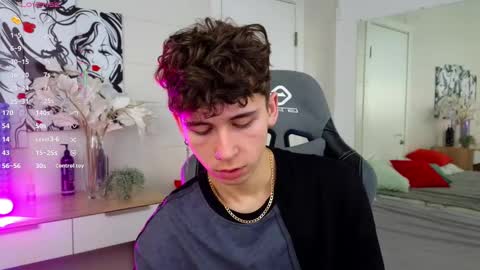 Kris online show from 4, 2, 2025