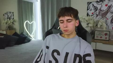 Kris online show from 22, 2, 2025