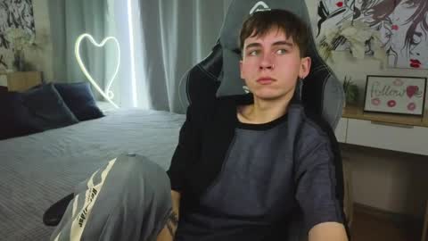 Kris online show from 27, 2, 2025