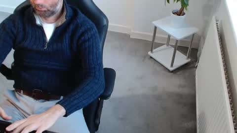 mr_matthew_me online show from 24, 10, 2025