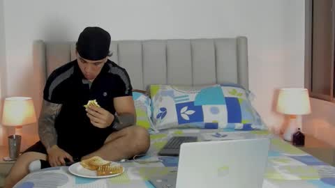 mr_maximo online show from 10, 3, 2026