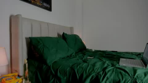 mr_maximo online show from 3, 4, 2026