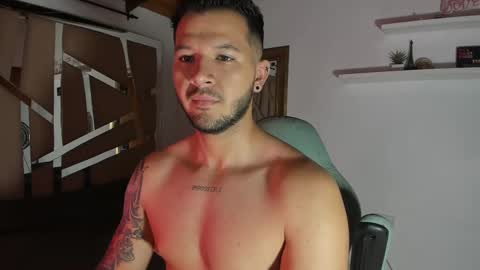 MIKEE online show from 8, 3, 2025