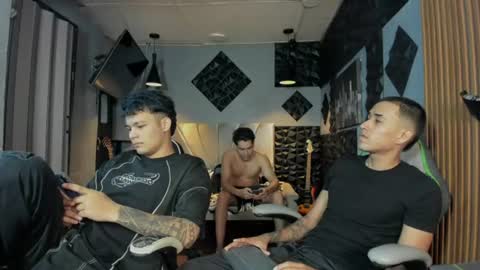 Snapshot of mr_mois chatting on 11, 7, 2026 mr_mois online show from 11, 7, 2026