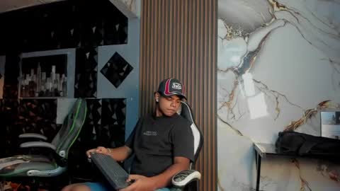 Snapshot of mr_mois chatting on 16, 7, 2026 mr_mois online show from 16, 7, 2026