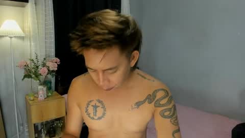 Snapshot of mr_squidcock chatting on 26, 4, 2026 KYLE online show from 26, 4, 2026