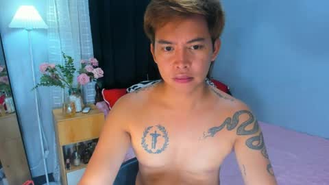 Snapshot of mr_squidcock chatting on 19, 5, 2026 KYLE online show from 19, 5, 2026