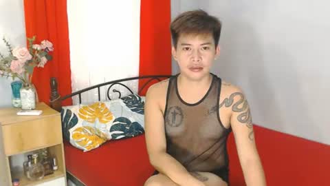 Snapshot of mr_squidcock chatting on 1, 7, 2026 KYLE online show from 1, 7, 2026