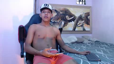 mr_stiven_ online show from 22, 2, 2025