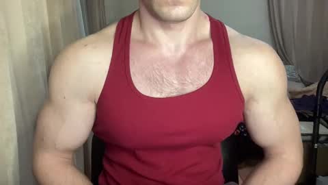 Snapshot of mrbiceps_23 chatting on 7, 1, 2025 Mrbiceps23 online show from 7, 1, 2025