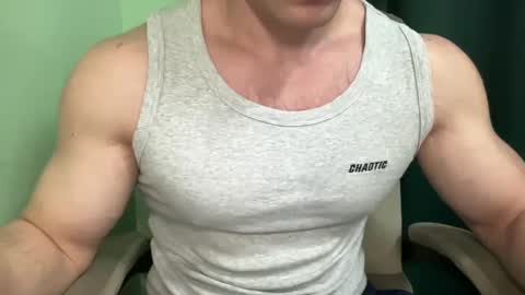 Snapshot of mrbiceps_23 chatting on 26, 1, 2025 Mrbiceps23 online show from 26, 1, 2025