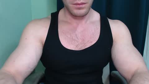 Snapshot of mrbiceps_23 chatting on 16, 2, 2025 Mrbiceps23 online show from 16, 2, 2025