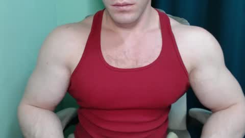 Snapshot of mrbiceps_23 chatting on 28, 2, 2025 Mrbiceps23 online show from 28, 2, 2025