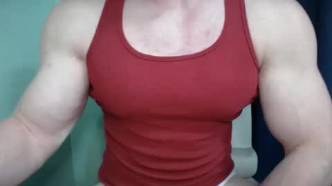 Snapshot of mrbiceps_23 chatting on 15, 9, 2025 Mrbiceps23 online show from 15, 9, 2025