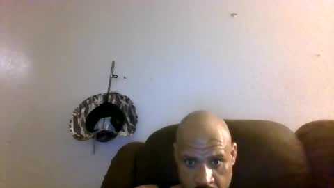 Snapshot of mrbiggs1077777 chatting on 14, 11, 2025 mrbiggs1077777 online show from 14, 11, 2025