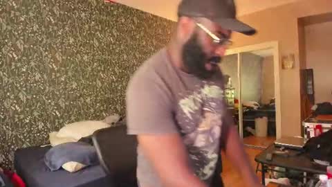 Snapshot of mrchuckdailyxxx chatting on 12, 7, 2026 Chuck Daily online show from 12, 7, 2026
