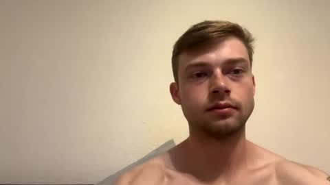 Snapshot of mrcoolguy68 chatting on 17, 6, 2026 mrcoolguy68 online show from 17, 6, 2026