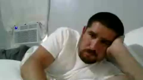 Snapshot of mrfux042792 chatting on 9, 8, 2026 Mrfux online show from 9, 8, 2026