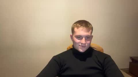 Snapshot of mrheat_ chatting on 13, 10, 2025 Max online show from 13, 10, 2025